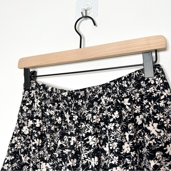 All In Favor Nordstrom Floral Print Flowy Wide Leg Casual Boho Shorts Medium M - Picture 9 of 10